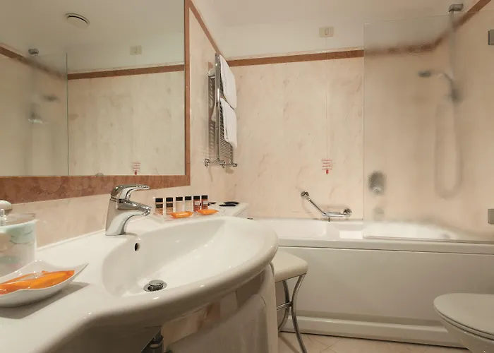 Dei Borgognoni Otel Roma