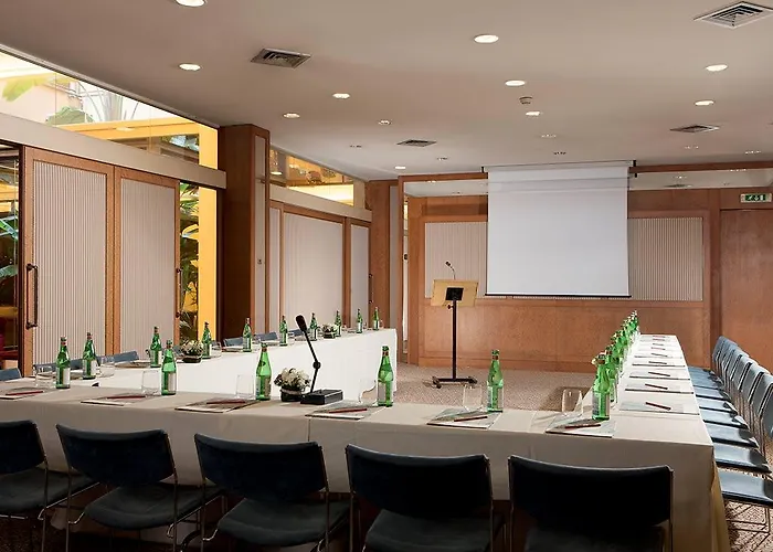 Dei Borgognoni 4* Roma