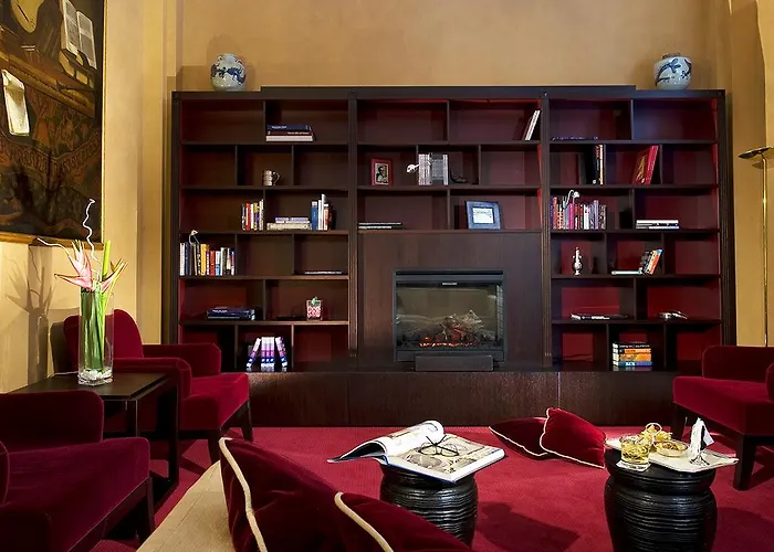 Otel Dei Borgognoni 4*